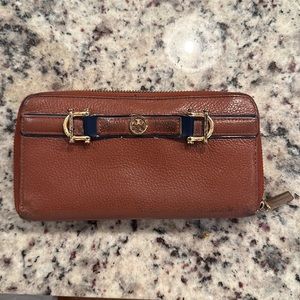 Tory Burch Continental Wallet